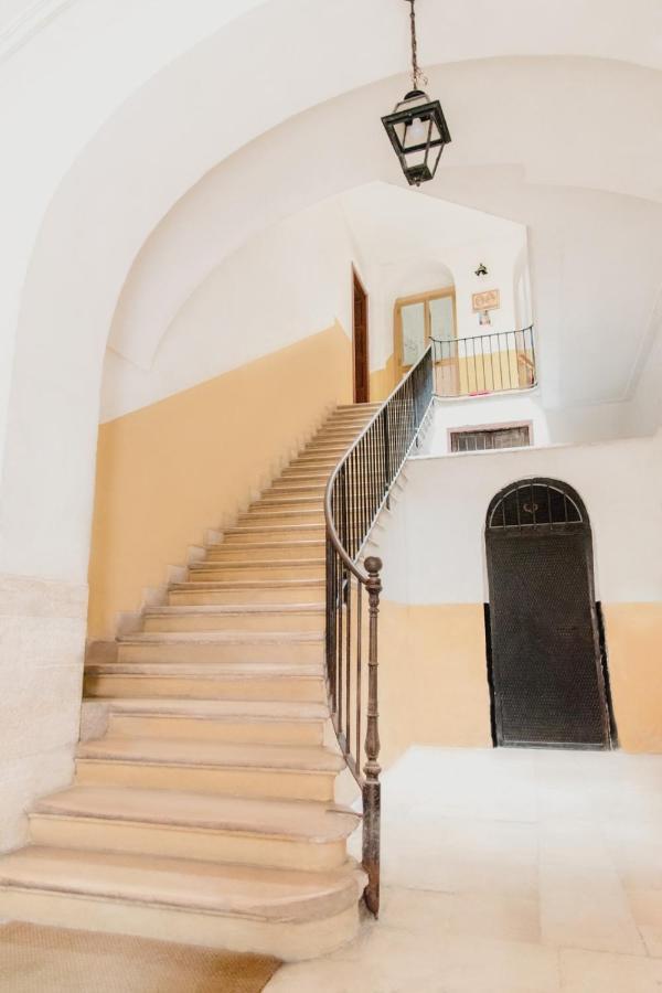 Palazzo Le Travi Hotel Bari Eksteriør billede