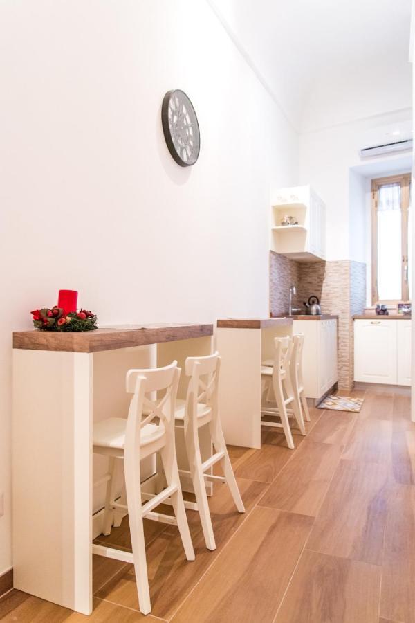 Palazzo Le Travi Hotel Bari Eksteriør billede